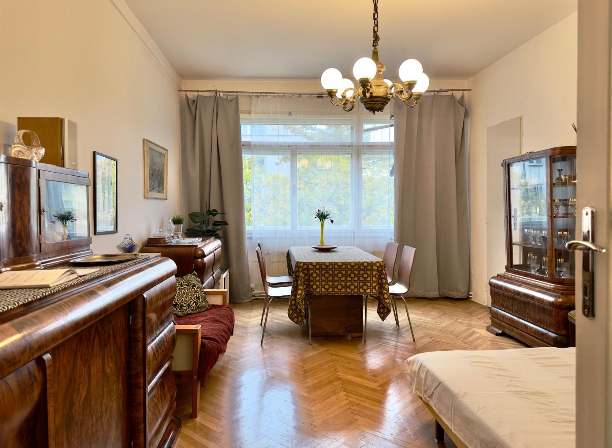 Apartment Sedlčanská - You Will Save Money Here - equipped with antique furniture Prague Extérieur photo