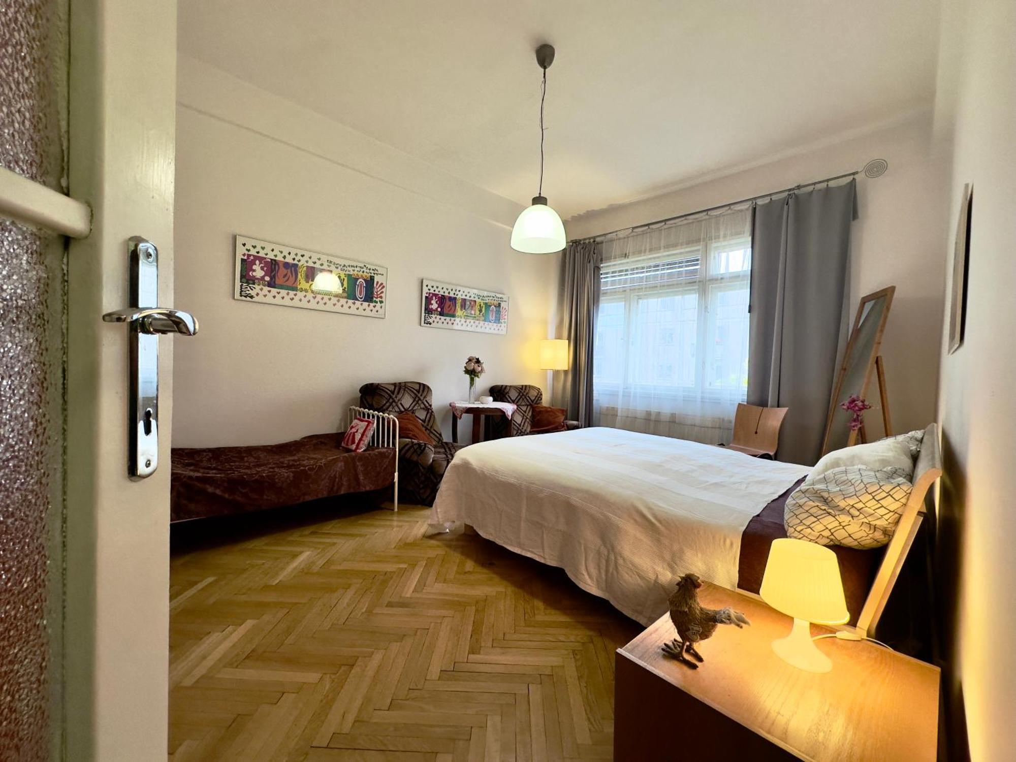 Apartment Sedlčanská - You Will Save Money Here - equipped with antique furniture Prague Extérieur photo