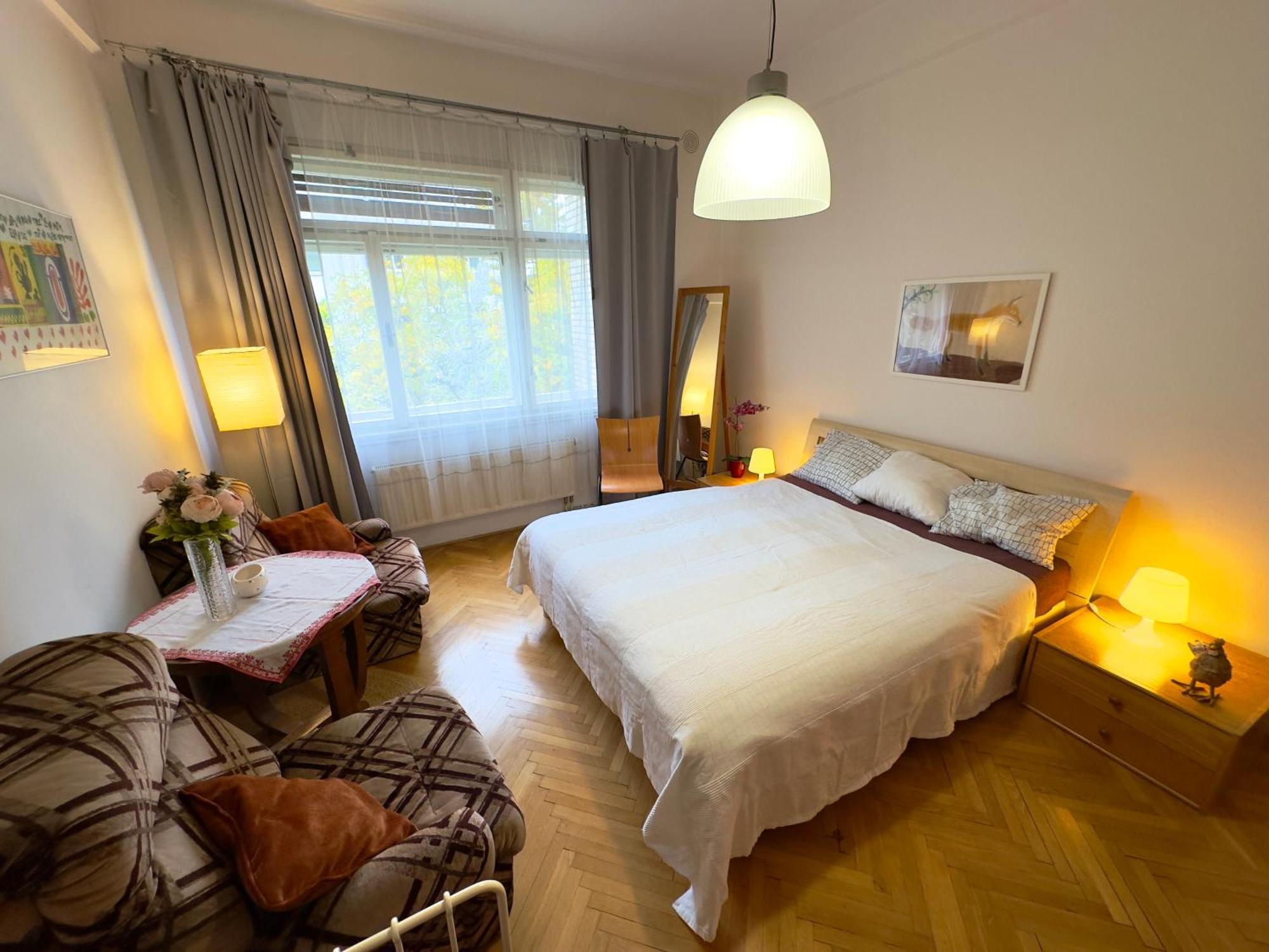 Apartment Sedlčanská - You Will Save Money Here - equipped with antique furniture Prague Extérieur photo